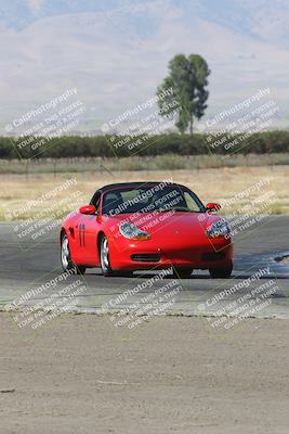 media/Sep-15-2024-Speed Ventures (Sun) [[7a54f7ed2f]]/Yellow Group/Session 1 (Outside Grapevine)/